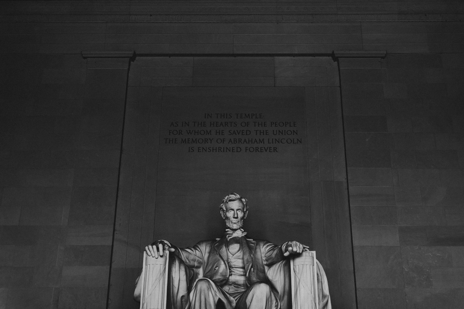 Lincoln Monument BW